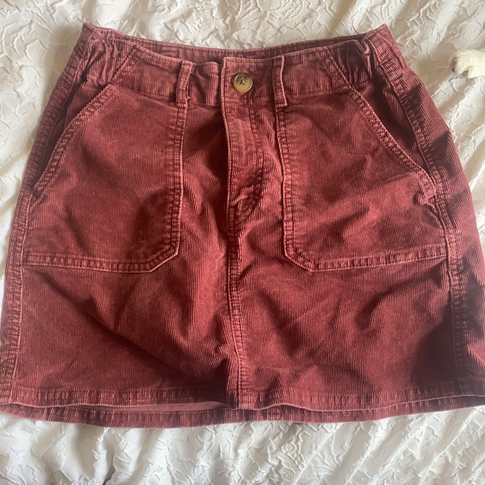 Size 4 AMERICAN EAGLE corduroy skirt